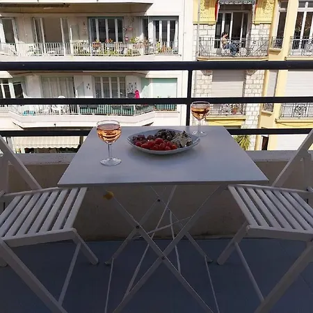 Rossini Flat With Balcony Apartment *