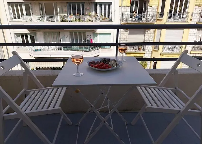 Rossini Flat With Balcony شقة *